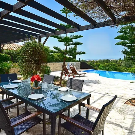 Aidos - 401 Villa Kouklia